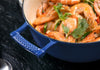 Saveur Selects Serie Voyage - Padella - 30 cm - Con coperchio leggero a doppia parete - Blu classico - Adatto per induzione - Senza PFAS - Garanzia a vita